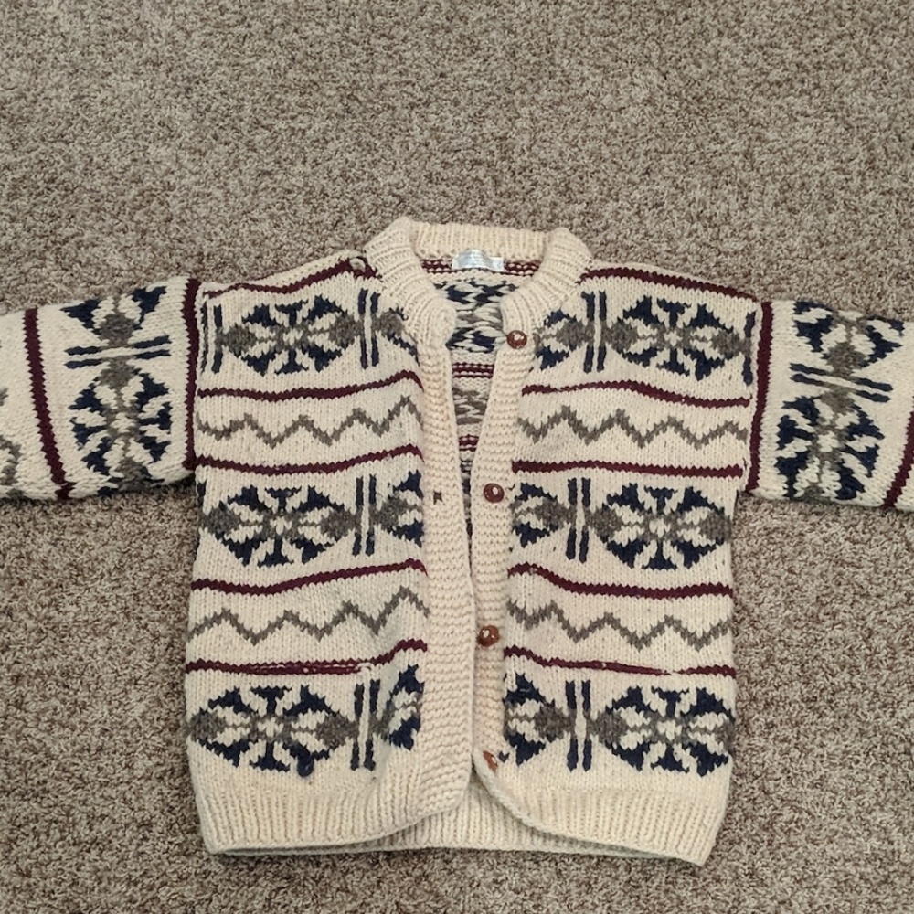 Women's 100% wool sweater